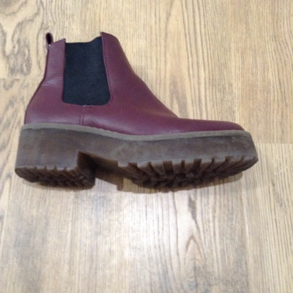 SOLD - Picture 6 of 7